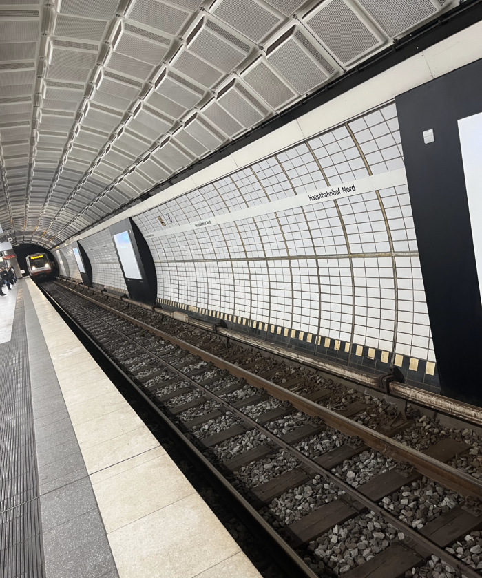 Ein U-Bahntunnel (Hamburg Hauptbahhof)