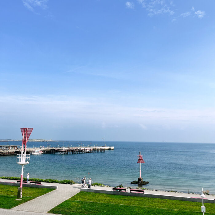 Blück über den Südstrand auf die Düne vor Helgoland