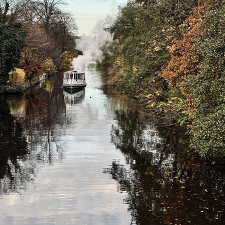 Das Dampfschiff Sankt Georg auf der Alster
