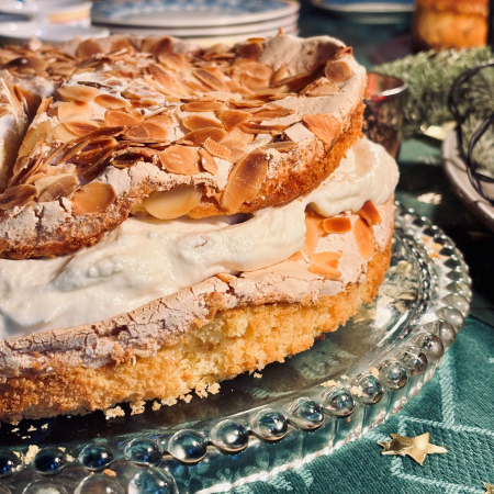 Ein Stück Zitronentorte