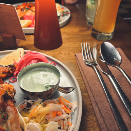 Essen im Restaurant Authentikka