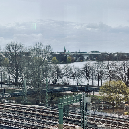 Fensterblick aus der Galerie der Gegenwart Richtung Binnenalster