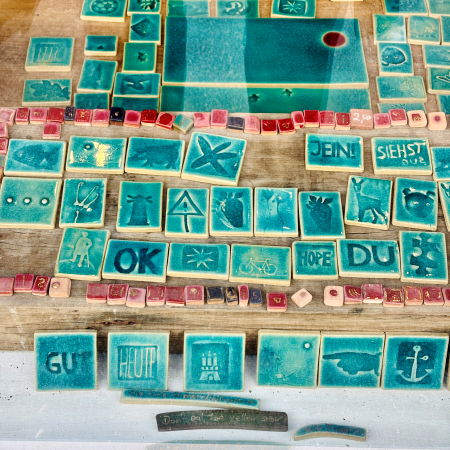 Fliesen im Schaufenster vom HamburgPotter