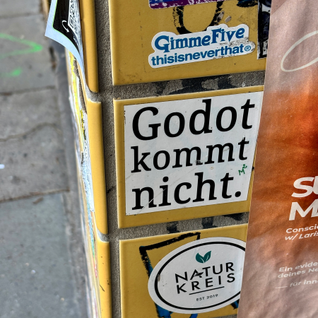 Ein Sticker: Godot kommt nicht