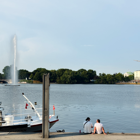 Die Binnenalster vom Jungfernstieg aus