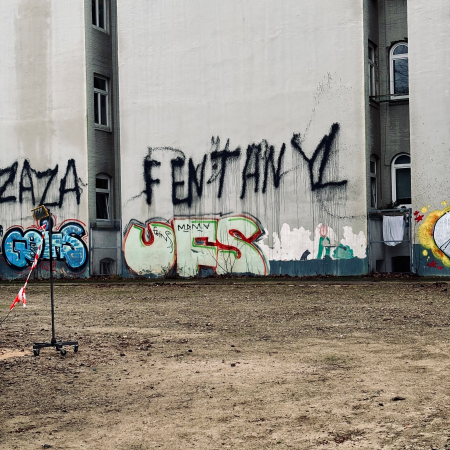 Ein Grafitti, der Schriftzug Fentanyl
