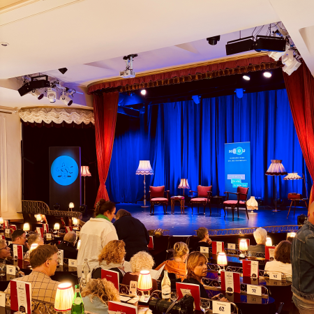Die Bühne im Hansa-Theater