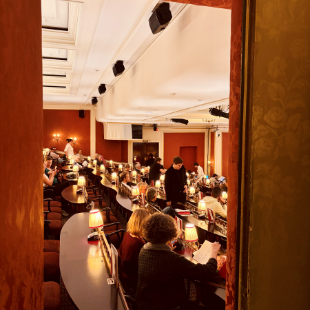 Der Zuschauerraum im Hansa-Theater