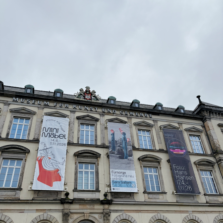 Die Fassade des Museuns für Kunst und Gewerbe